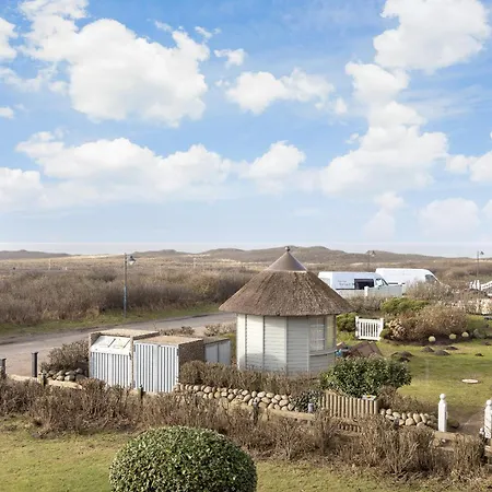 Adis Meerblick Arnika Ht 2 Holiday home *