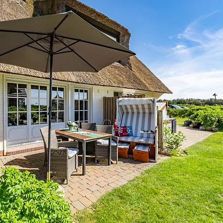 Adis Meerblick Arnika Ht 2 Holiday home *